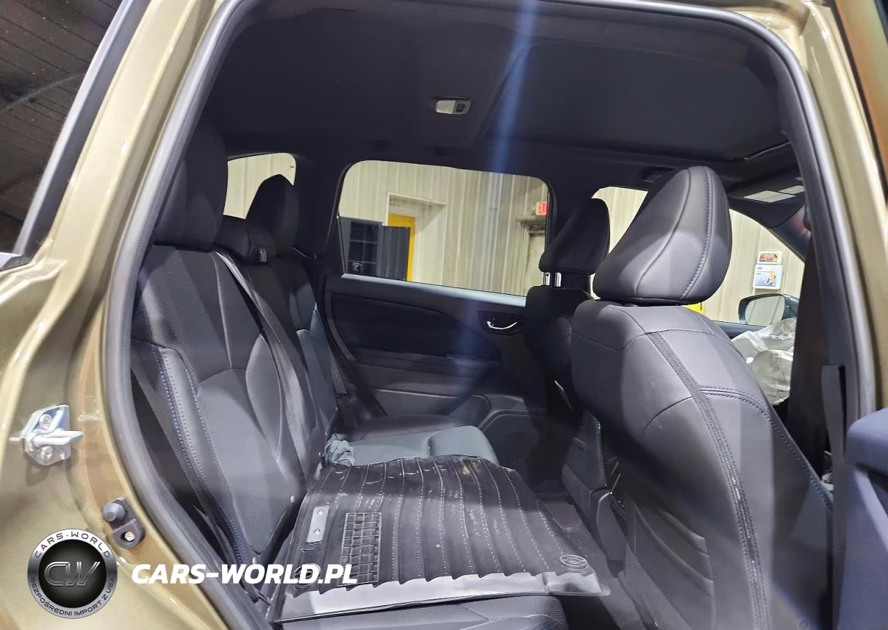 2025 Subaru Forester Limited VIN:JF2SLSRD6SH419039 - 11
