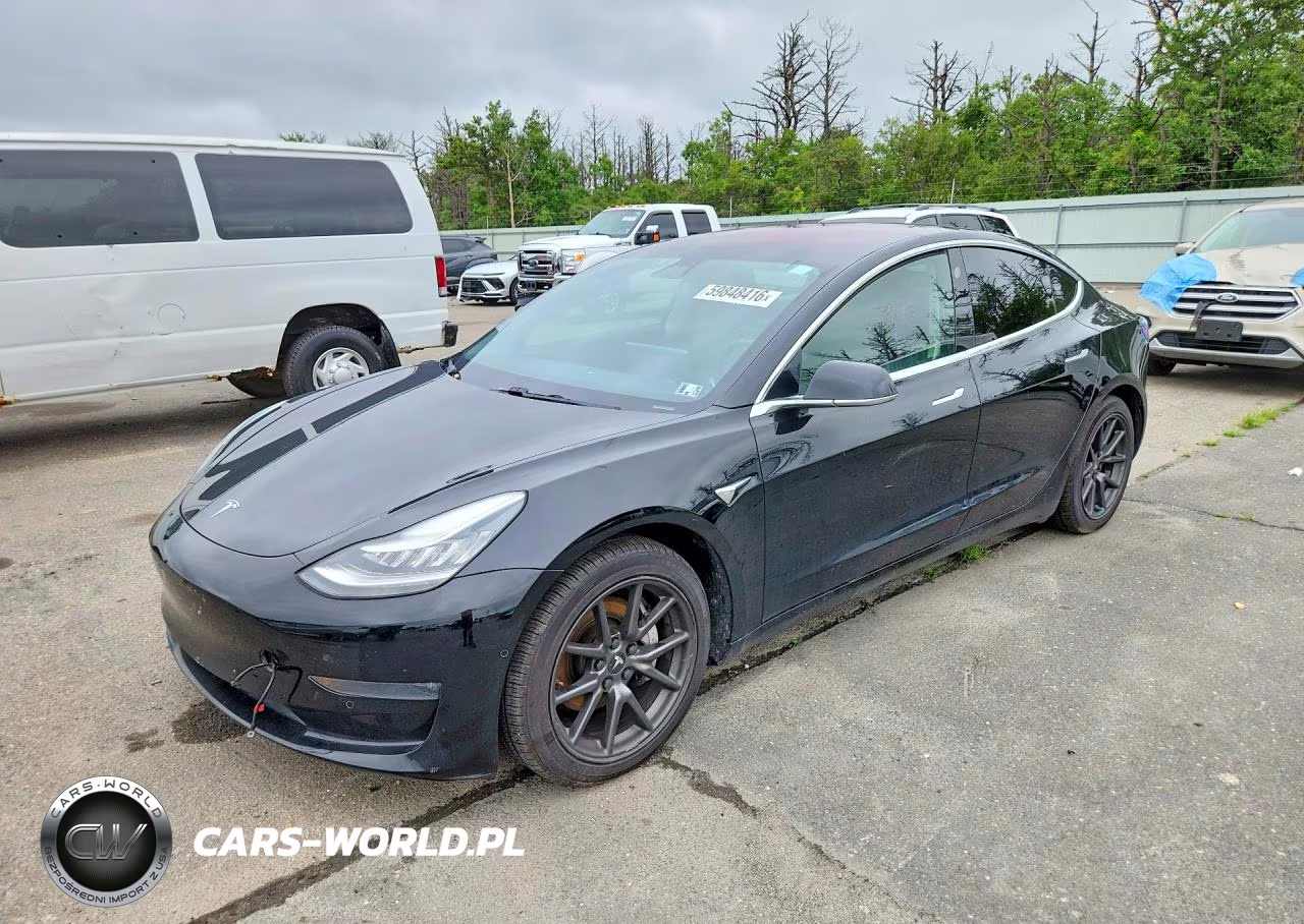 2018 Tesla 3 – zdjęcie 1 z 12