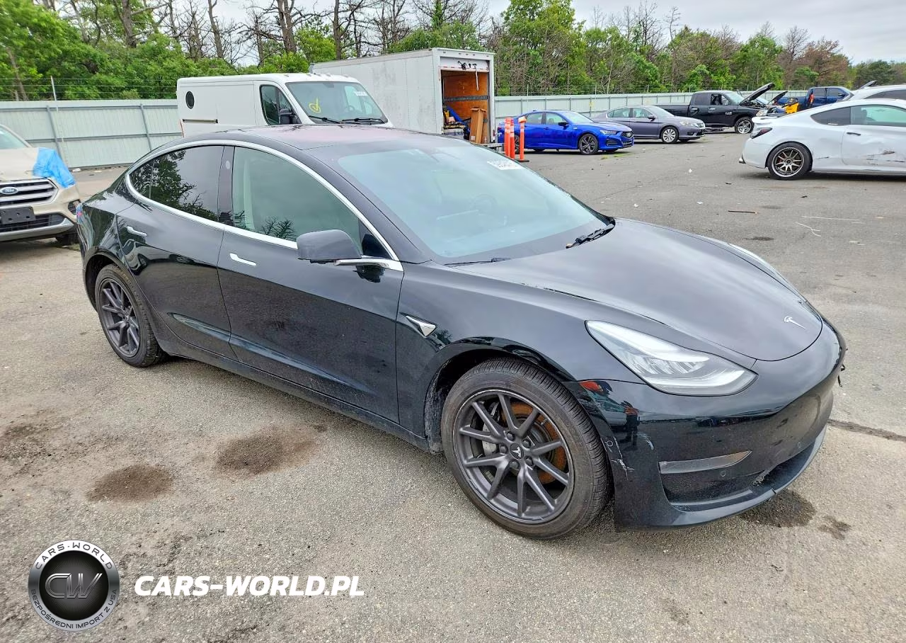 2018 Tesla 3 VIN:5YJ3E1EB5JF182179 - 4