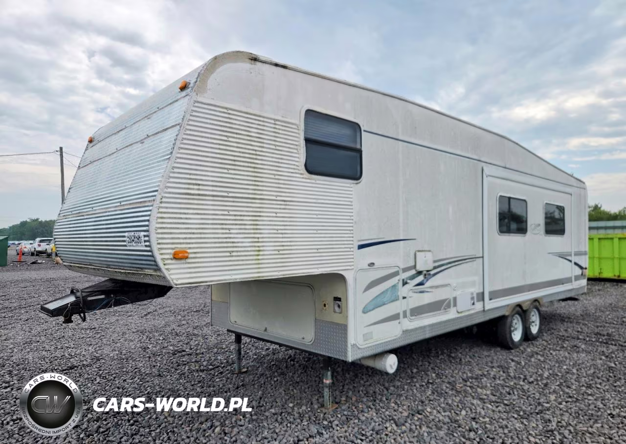 2005 R-Vision R-Vision VIN:4WYF03M2051401692 - 2