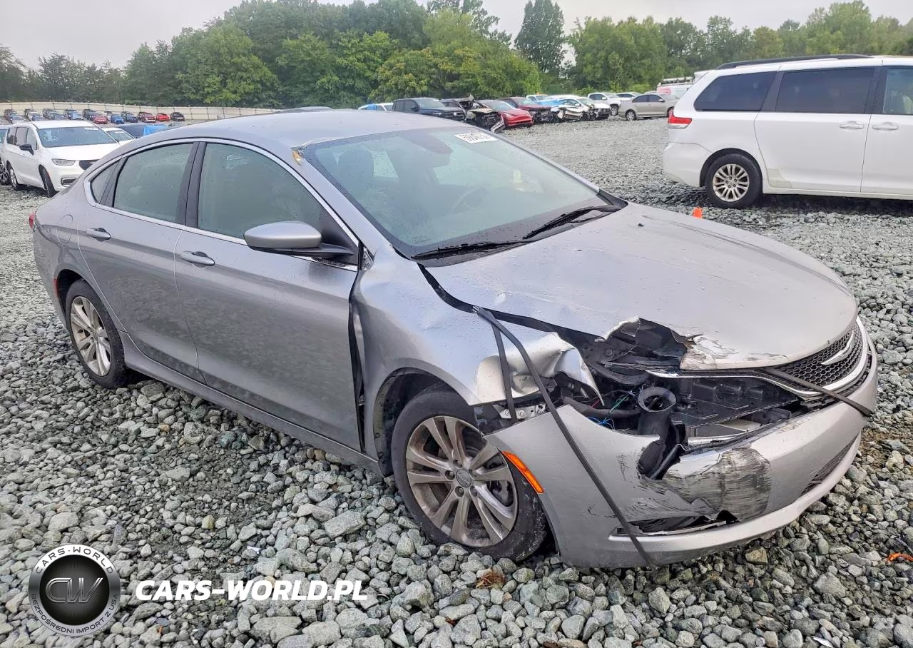 2017 Chrysler 200 Limited VIN:1C3CCCAB3HN508844 - 4