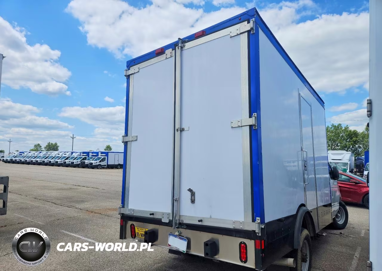2023 Ford Transit Refrigerated Box Truck VIN:1FDWE3FNXRDD00775 - 3