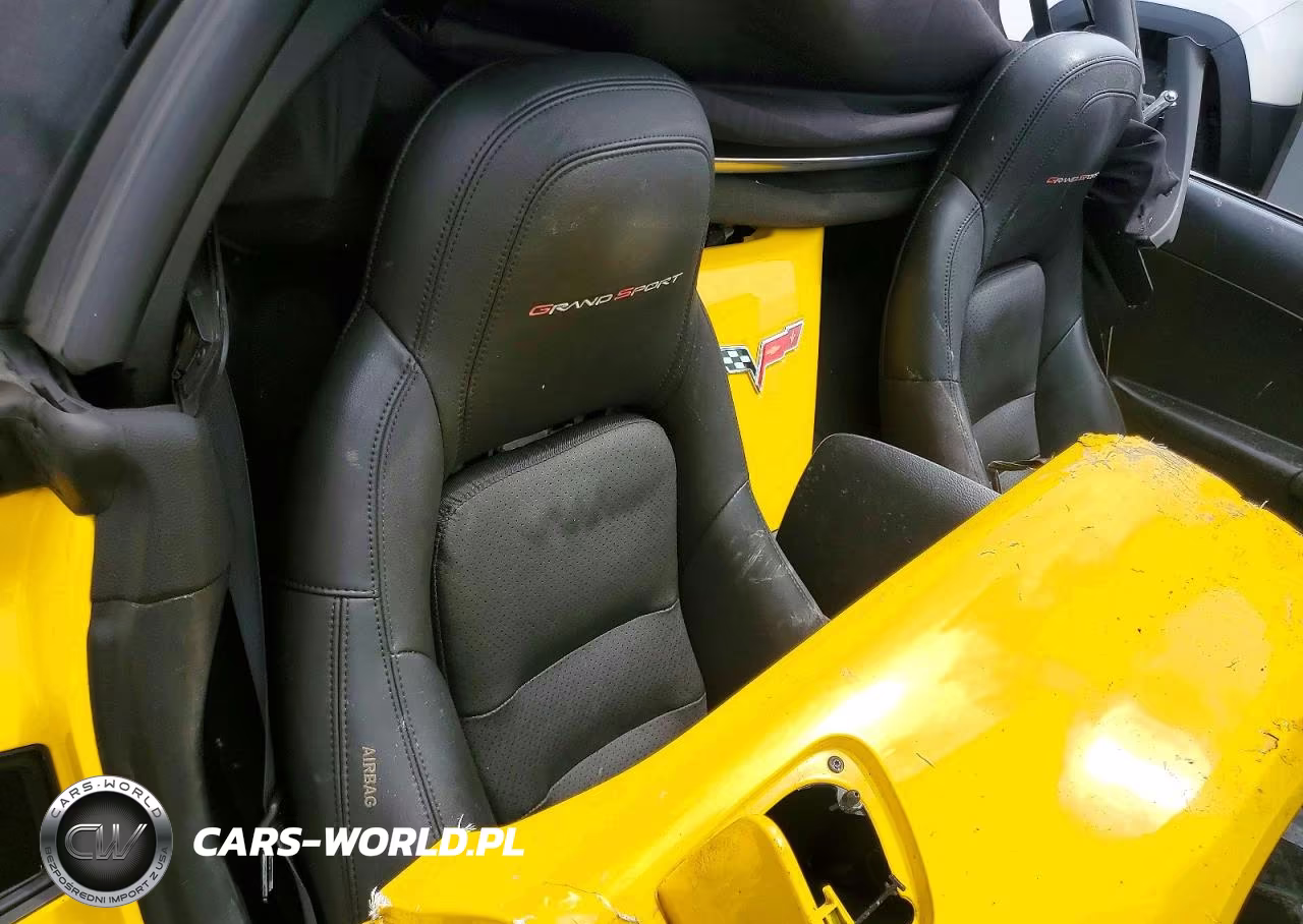 2011 Chevrolet Corvette Grand Sport VIN:1G1YW3DW5B5111532 - 10