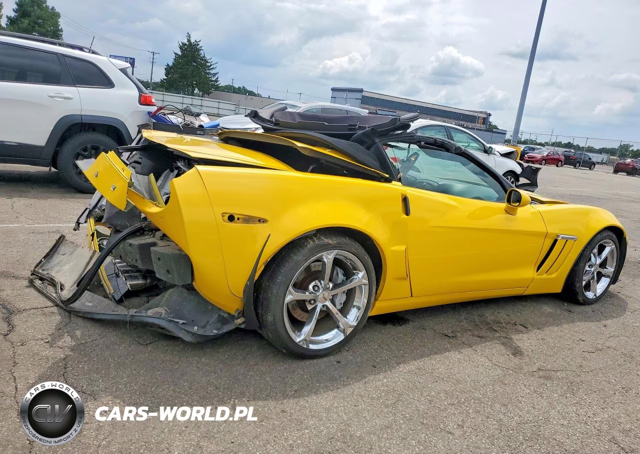 2011 Chevrolet Corvette Grand Sport VIN:1G1YW3DW5B5111532 - 3