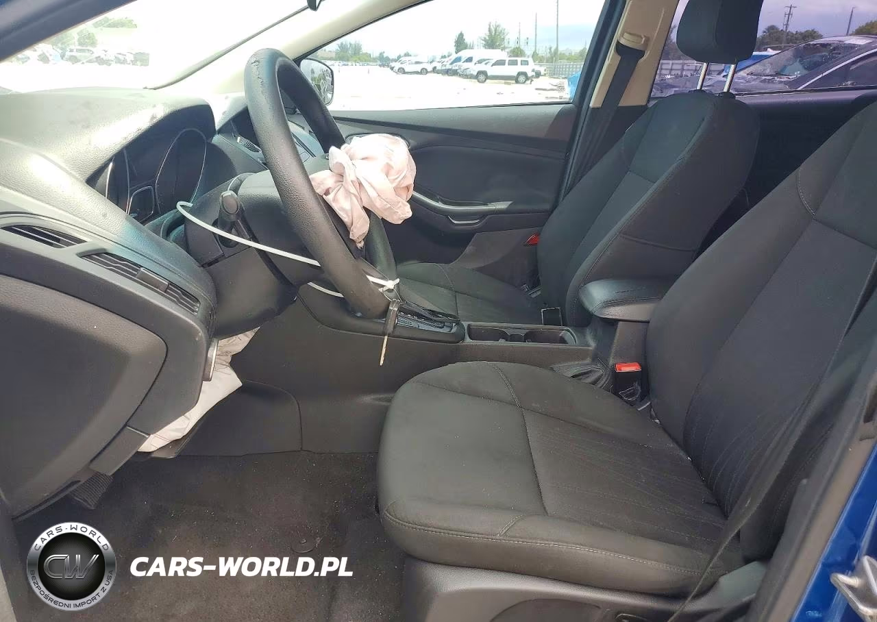 2018 Ford Focus Se VIN:1FADP3K2XJL268850 - 7