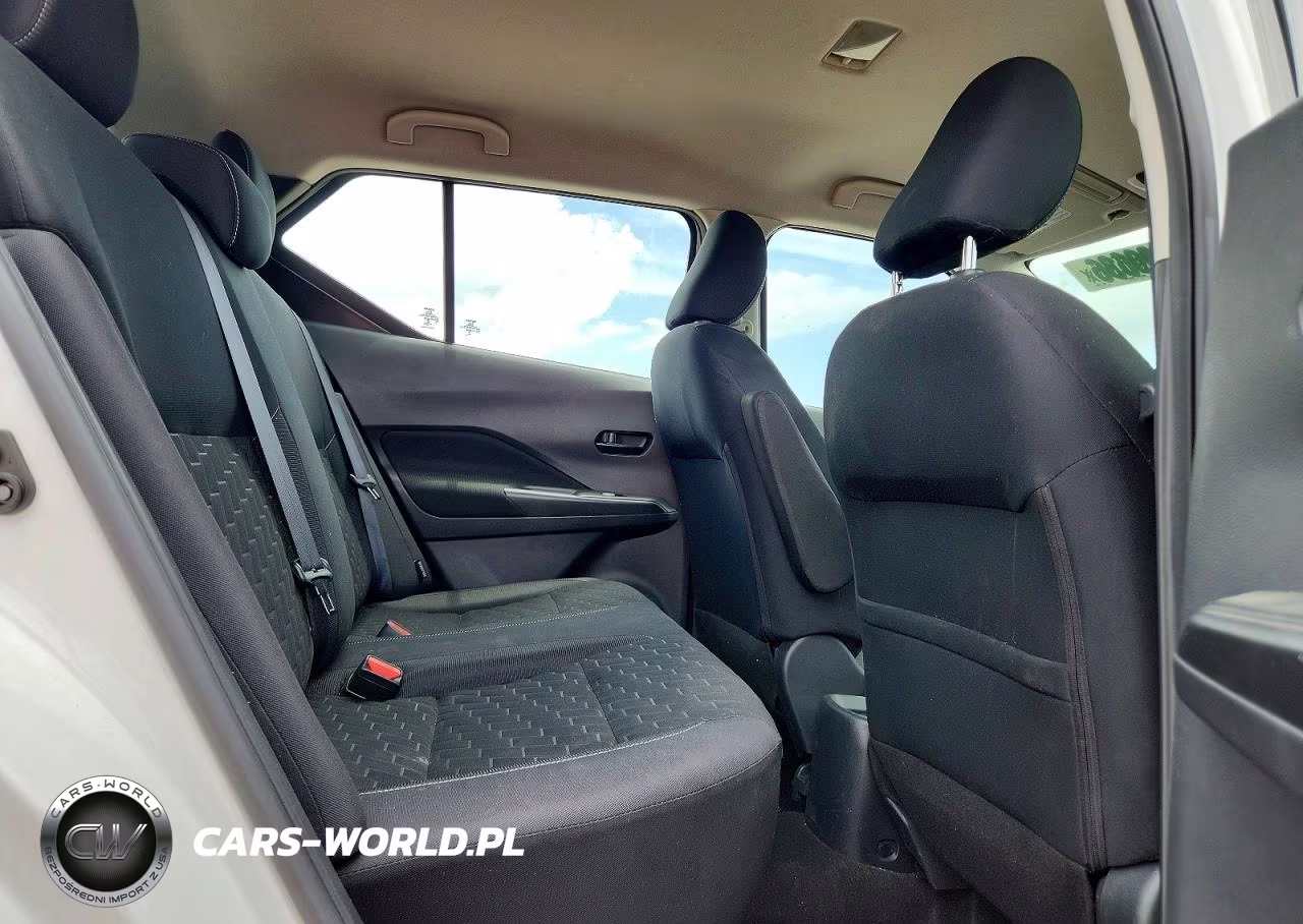 2022 Nissan Kicks S VIN:3N1CP5BV9NL517504 - 11