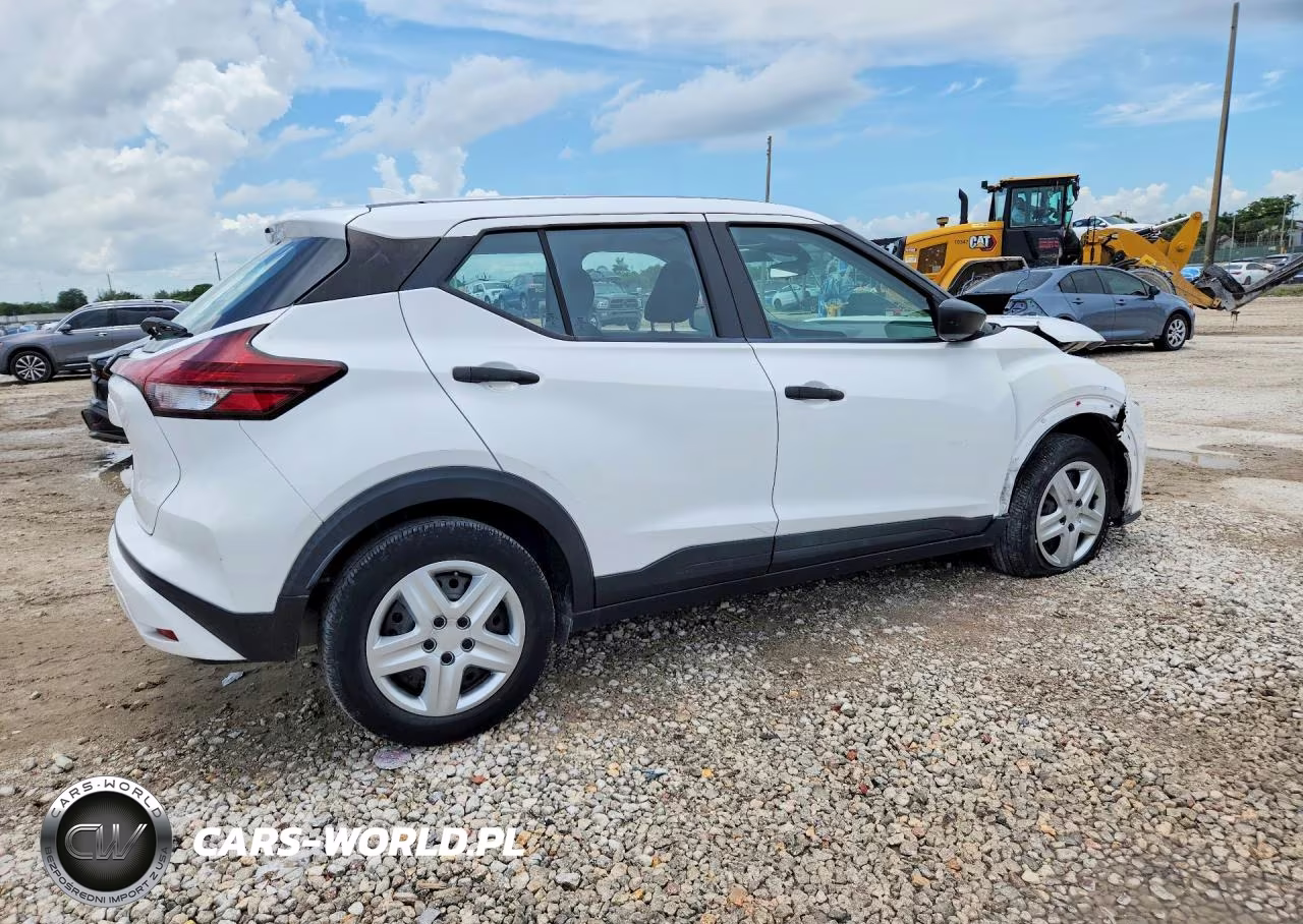 2022 Nissan Kicks S VIN:3N1CP5BV9NL517504 - 3
