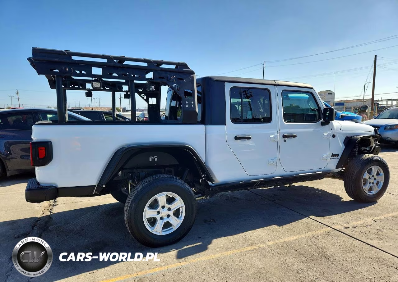 2020 Jeep Gladiator Sport VIN:1C6JJTAG2LL129589 - 3