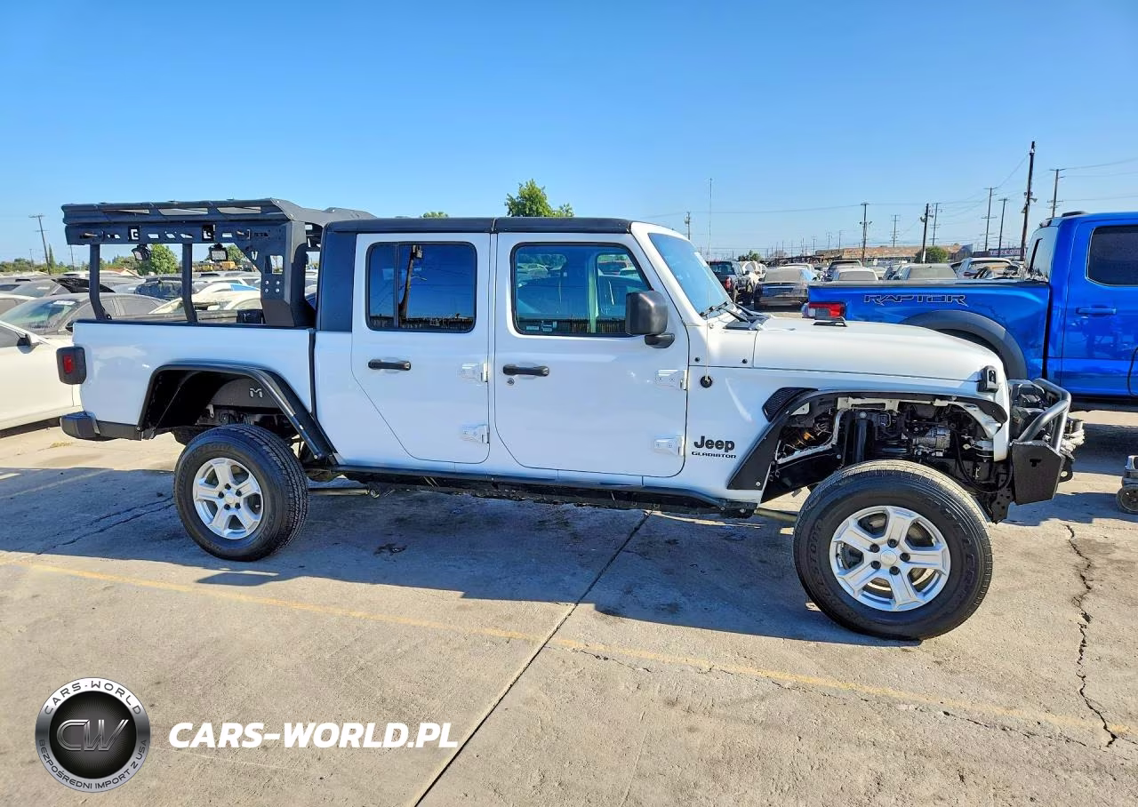 2020 Jeep Gladiator Sport VIN:1C6JJTAG2LL129589 - 4