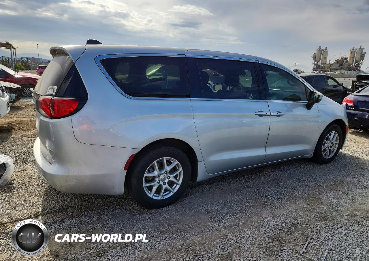 2023 Chrysler Voyager Lx VIN:2C4RC1CG6PR516294 - 3