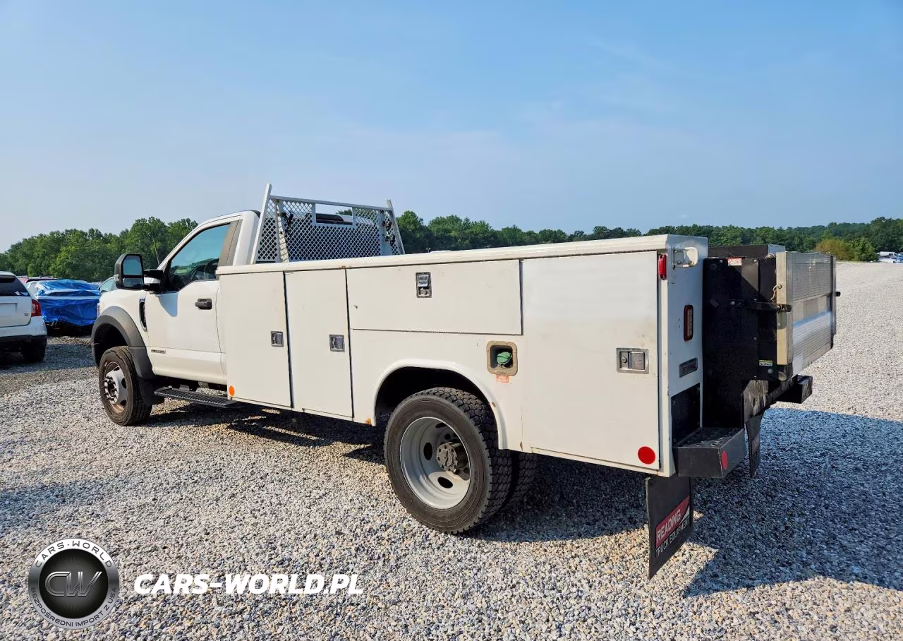 2018 Ford F450 Super Duty VIN:1FDUF4GT8JED02059 - 2