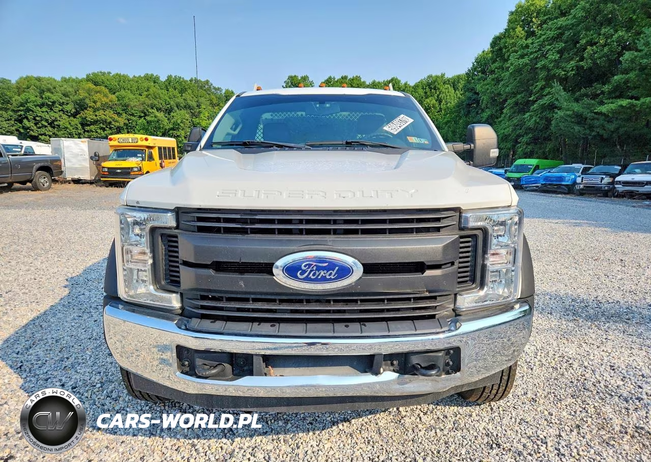 2018 Ford F450 Super Duty VIN:1FDUF4GT8JED02059 - 5
