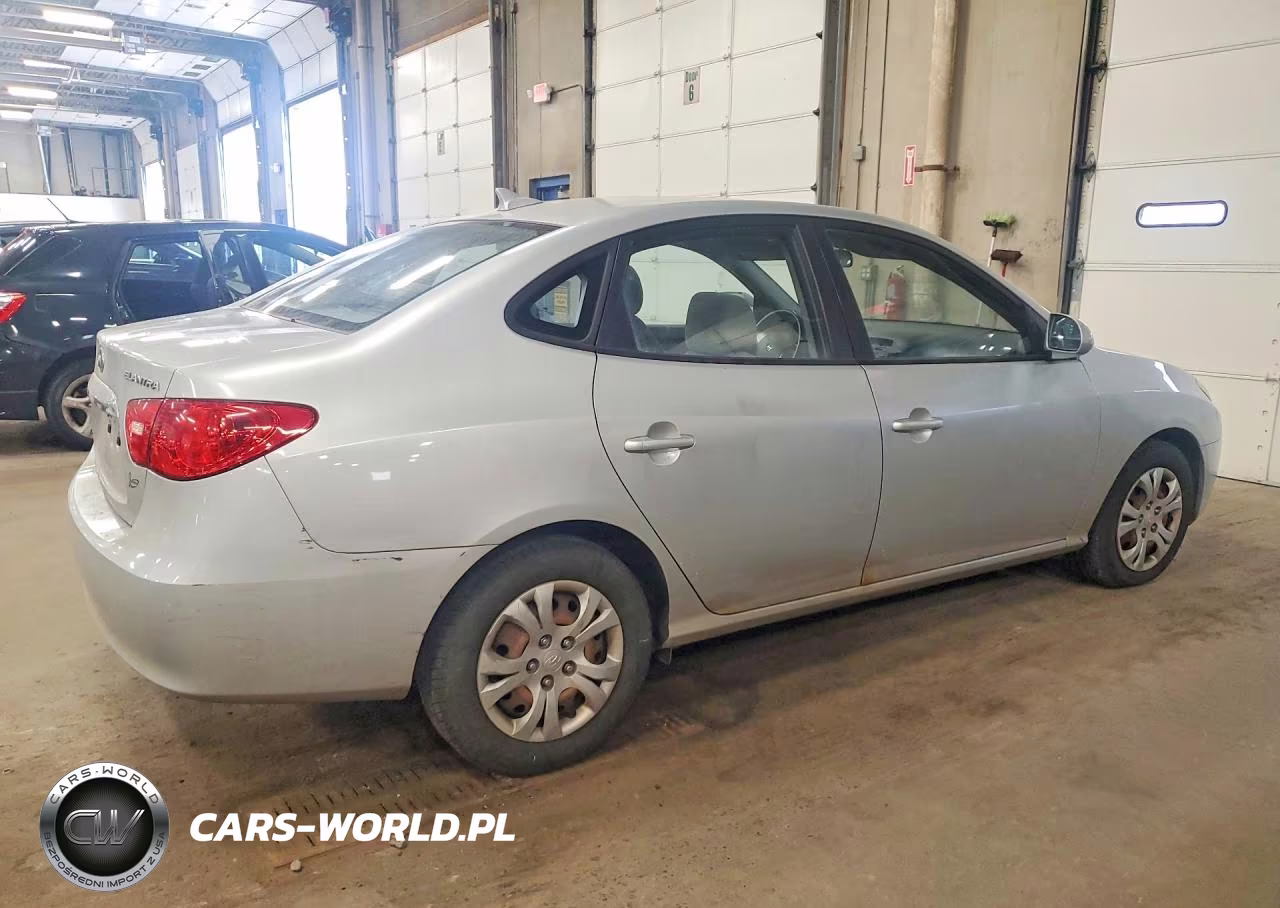 2010 Hyundai Elantra Gls VIN:KMHDU4AD7AU112346 - 3