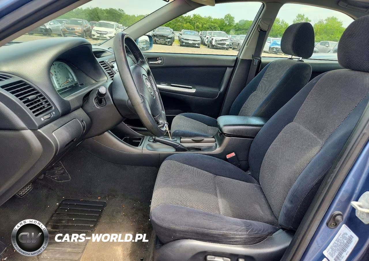 2002 Toyota Camry Se VIN:4T1BE32K32U605633 - 7