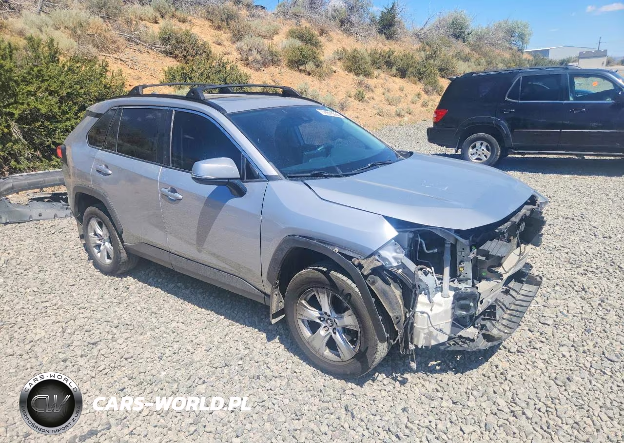 2020 Toyota Rav4 Xle VIN:2T3P1RFV9LC134915 - 4