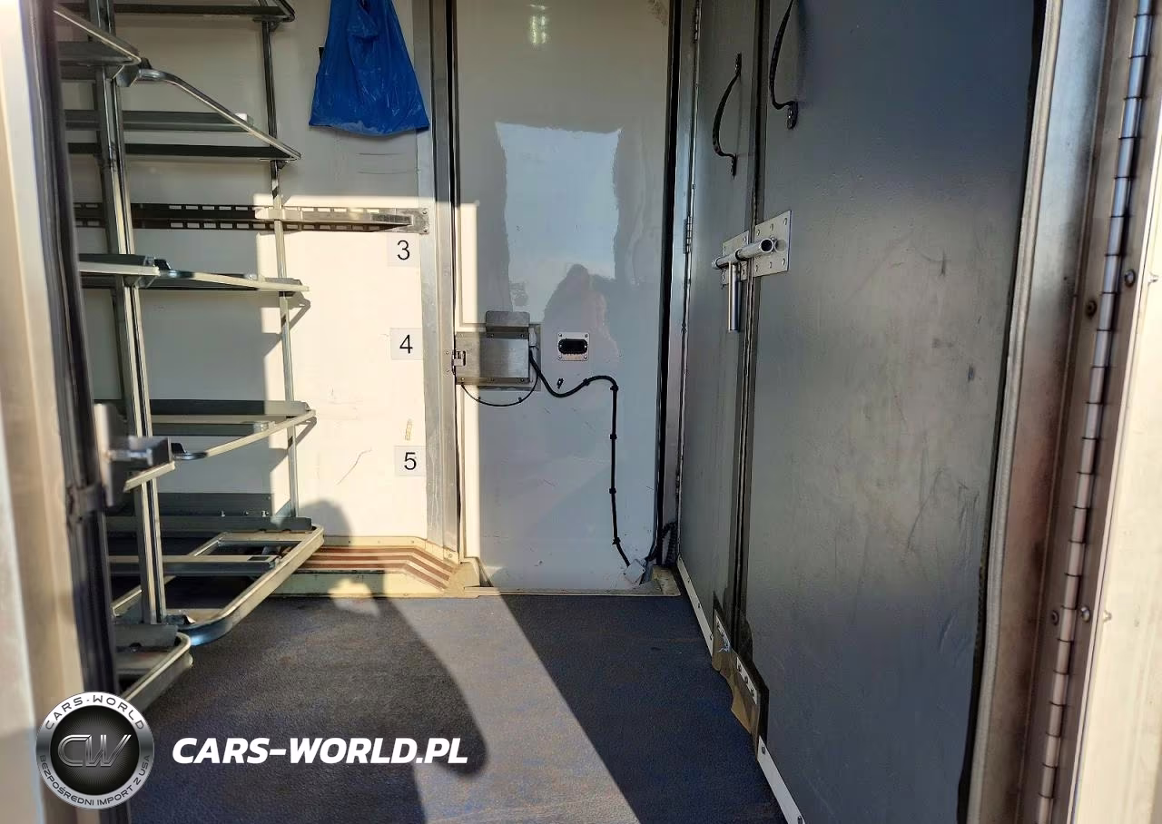 2022 Ford Transit T-350 Delivery Truck VIN:1FDBW5Z87NKA01554 - 10