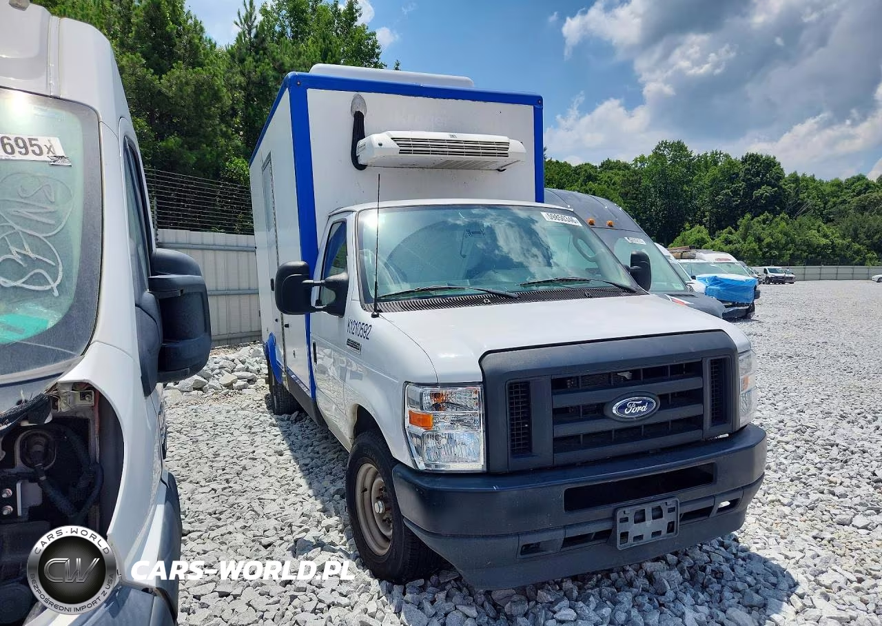 2023 Ford E350 Refrigerated Box Truck VIN:1FDWE3FK8PDD24981 - 4