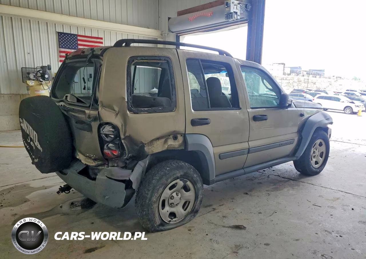 2005 Jeep Liberty Sport VIN:1J4GL48K65W715365 - 3