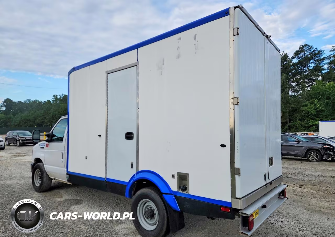 2023 Ford E350 Refrigerated Box Truck VIN:1FDWE3FKXPDD14825 - 2