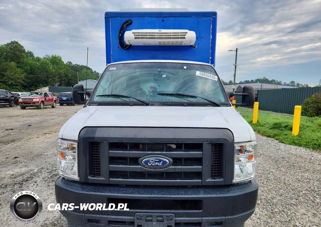 2023 Ford E350 Refrigerated Box Truck VIN:1FDWE3FKXPDD14825 - 5
