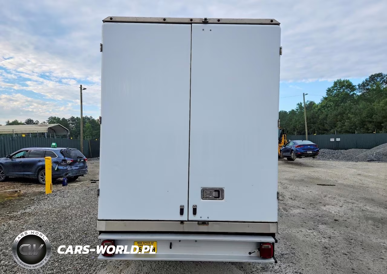 2023 Ford E350 Refrigerated Box Truck VIN:1FDWE3FKXPDD14825 - 6
