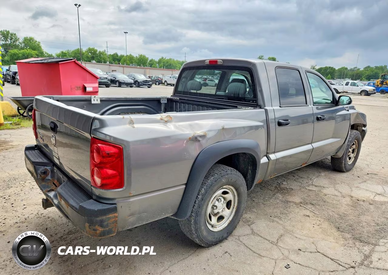 2007 Dodge Dakota Quad VIN:1D7HW28K97S267418 - 3