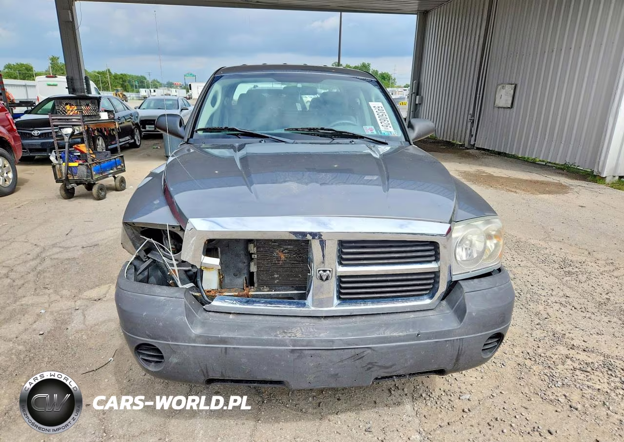 2007 Dodge Dakota Quad VIN:1D7HW28K97S267418 - 5