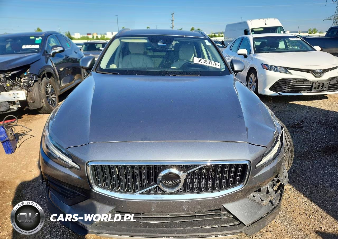 2020 Volvo V60 Cross Country T5 Momentum VIN:YV4102WK3L1044949 - 5