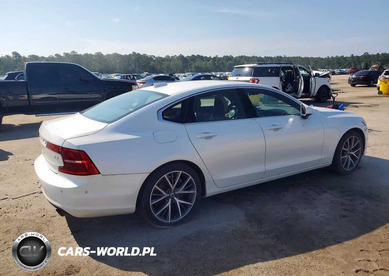 2017 Volvo S90 T5 Momentum VIN:YV1102AK3H1010182 - 3