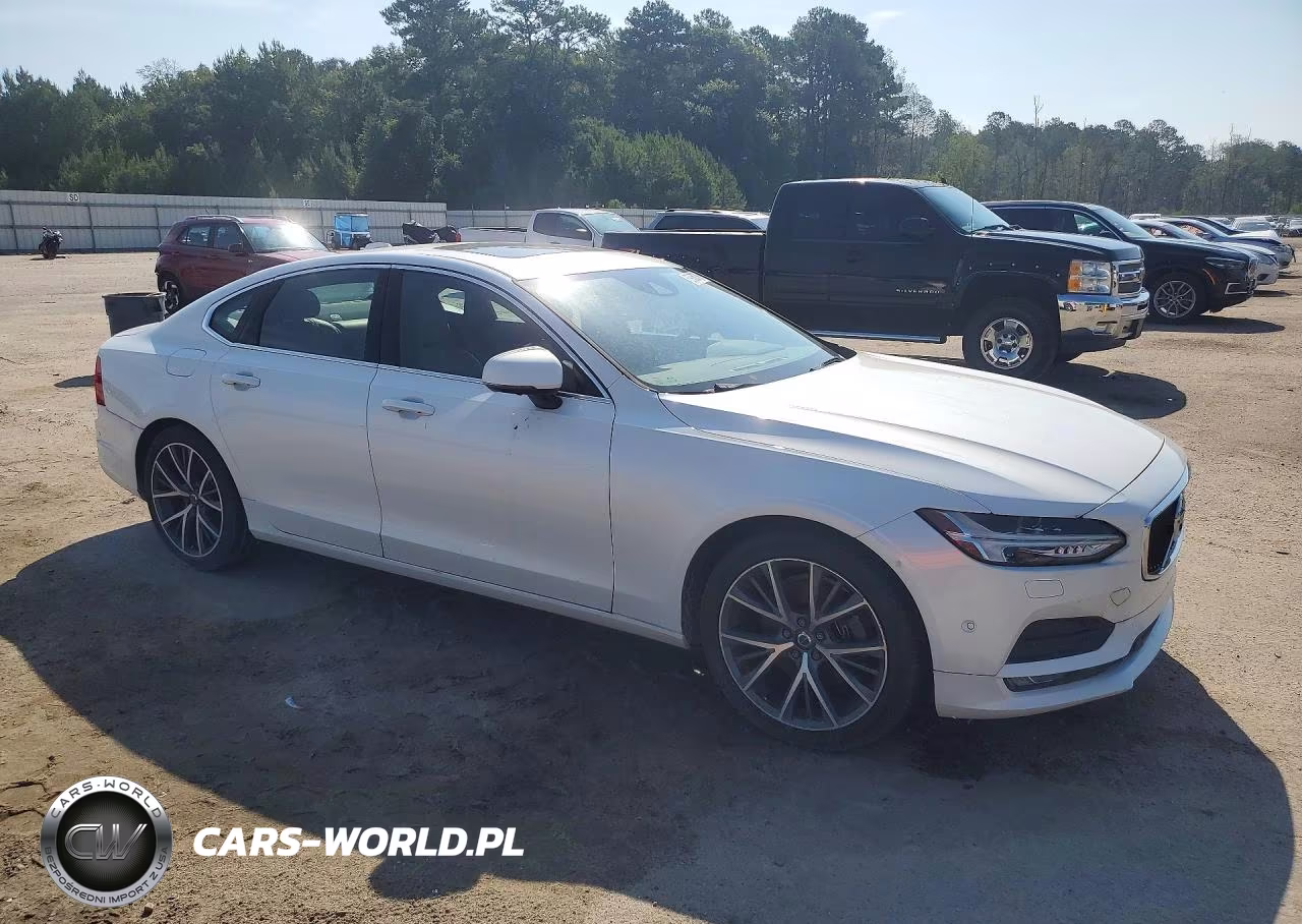 2017 Volvo S90 T5 Momentum VIN:YV1102AK3H1010182 - 4