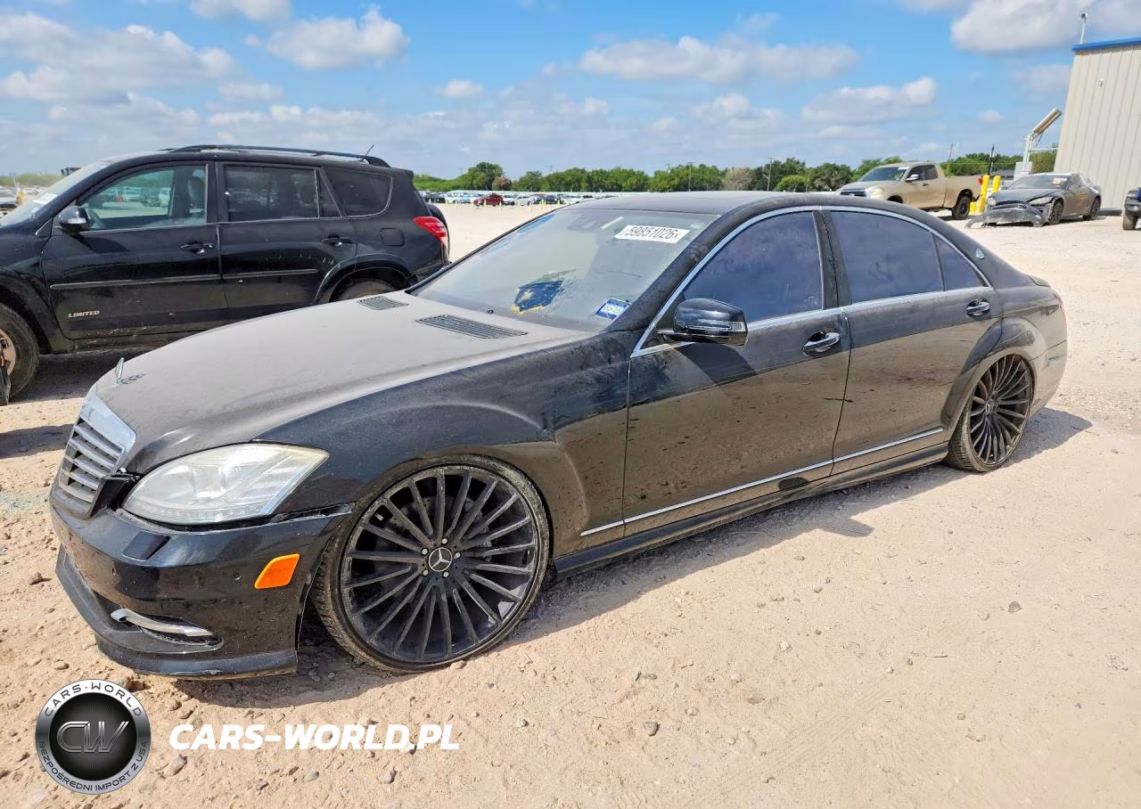 2013 Mercedes-Benz S 550