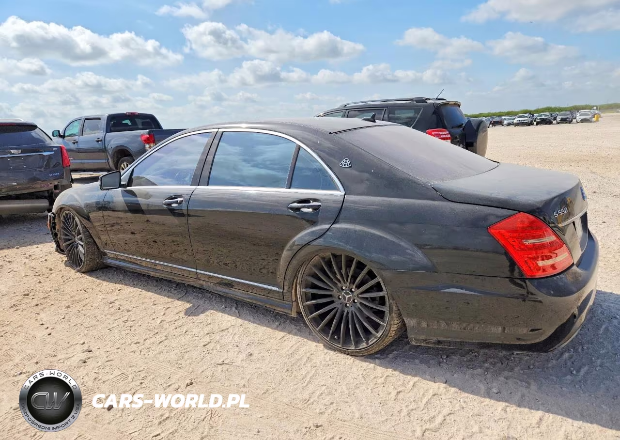 2013 Mercedes-Benz S 550 VIN:WDDNG7DB2DA497032 - 2
