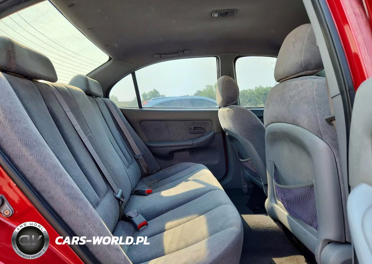 2004 Hyundai Elantra Gls VIN:KMHDN46D94U920997 - 10