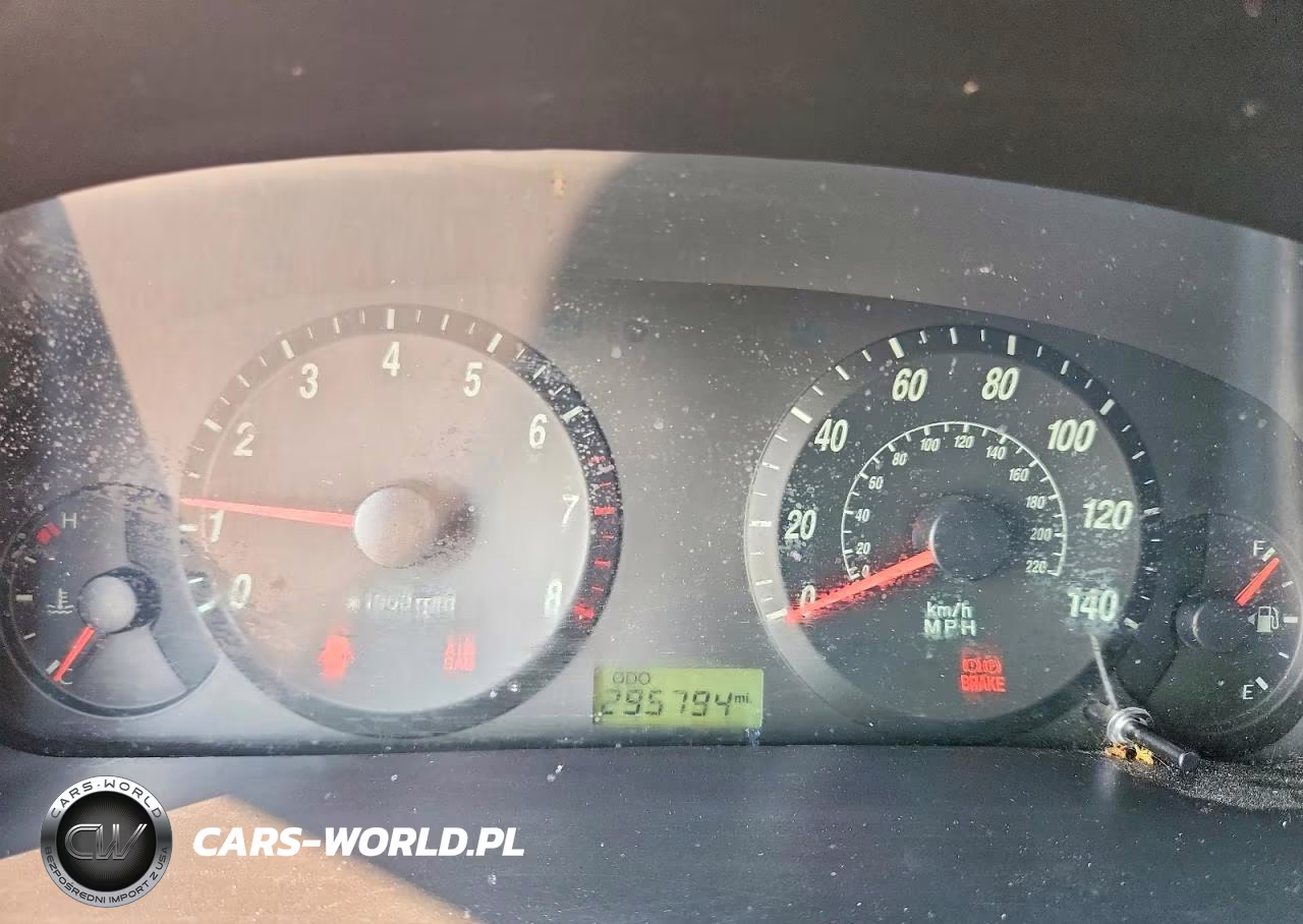 2004 Hyundai Elantra Gls VIN:KMHDN46D94U920997 - 9