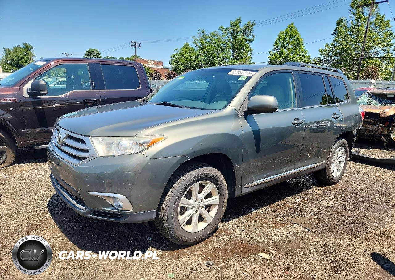 2013 Toyota Highlander Se