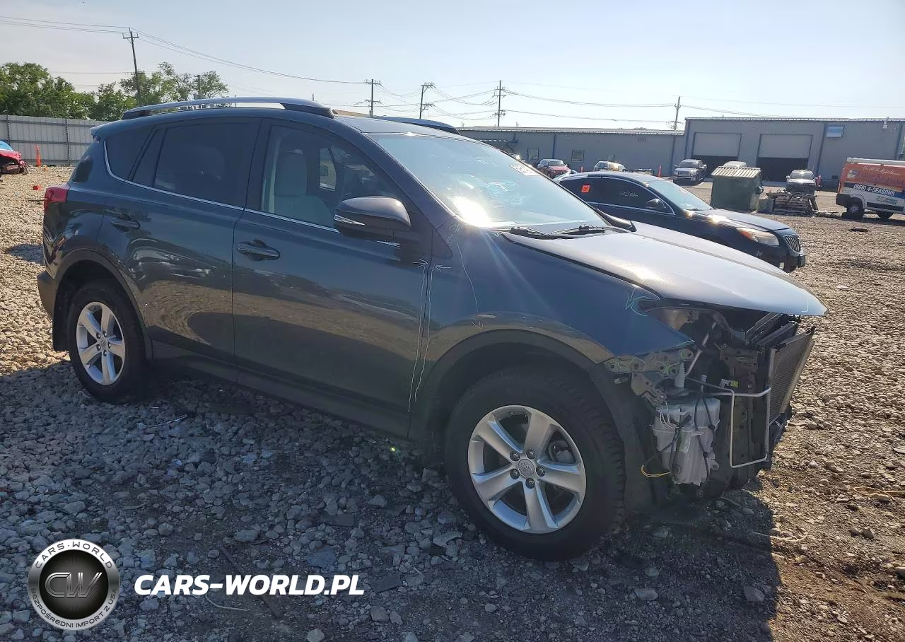 2013 Toyota Rav4 Xle VIN:JTMRFREV3DD041560 - 4