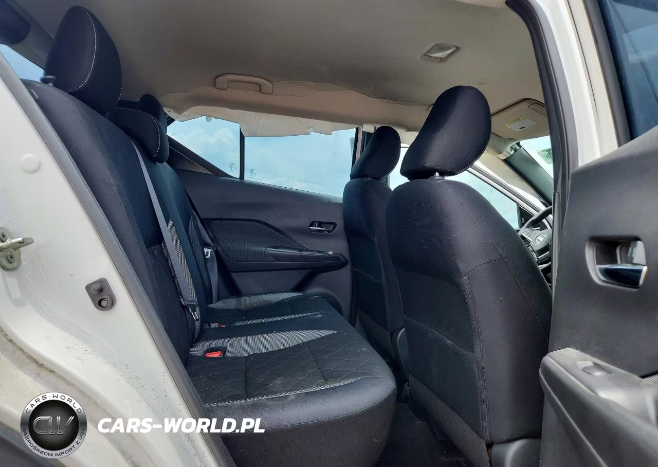 2019 Nissan Kicks S VIN:3N1CP5CUXKL471022 - 10