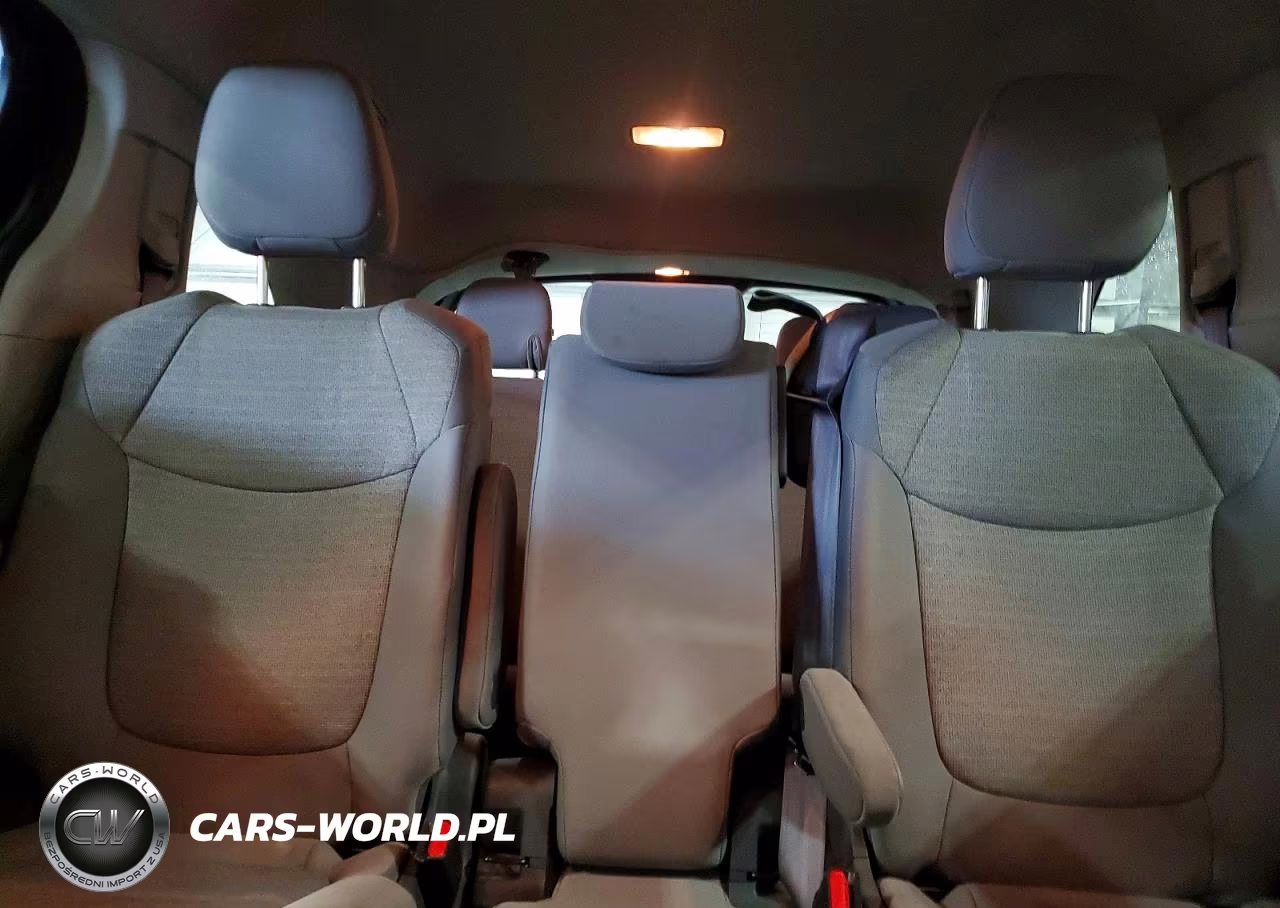 2021 Toyota Sienna Le VIN:5TDKRKEC0MS021169 - 10