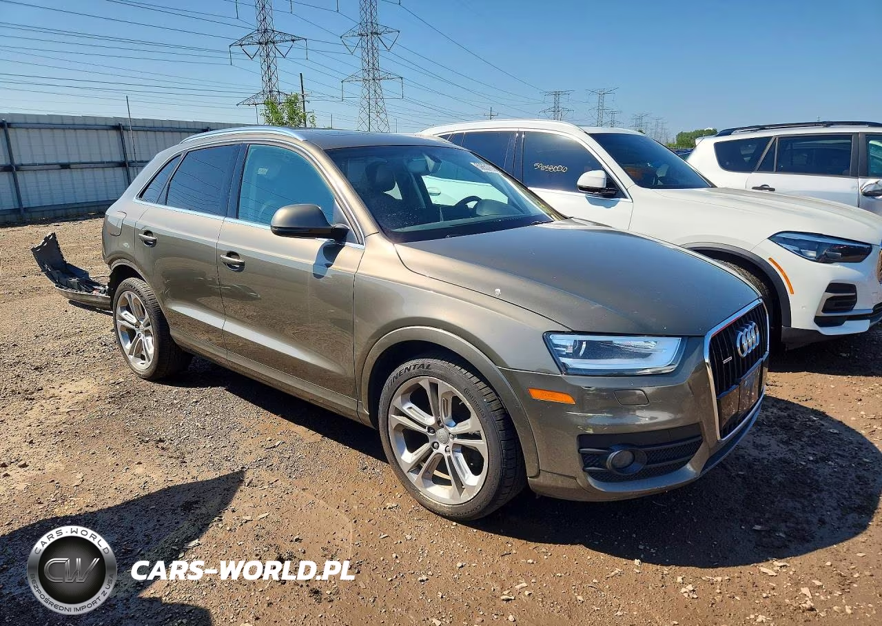 2015 Audi Q3 Premium Plus VIN:WA1EFCFS2FR005455 - 4
