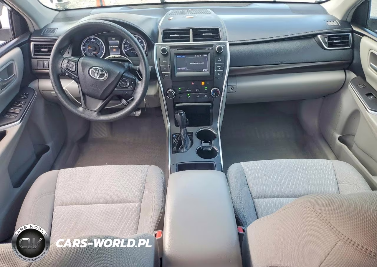 2016 Toyota Camry Le VIN:4T4BF1FKXGR532320 - 8