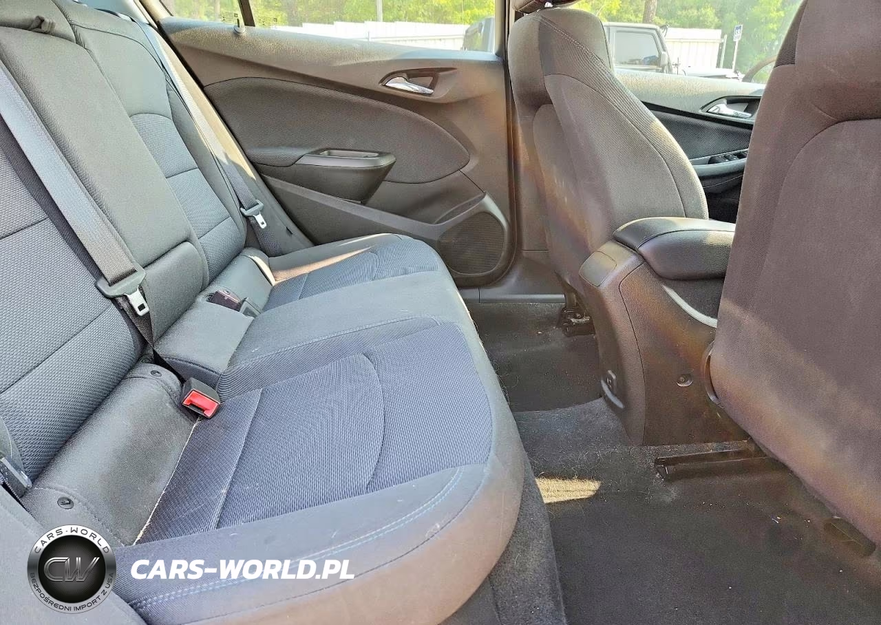 2019 Chevrolet Cruze Lt VIN:1G1BE5SM2K7108078 - 10