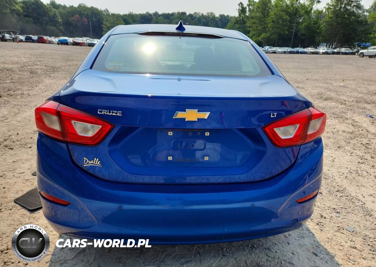 2019 Chevrolet Cruze Lt VIN:1G1BE5SM2K7108078 - 6