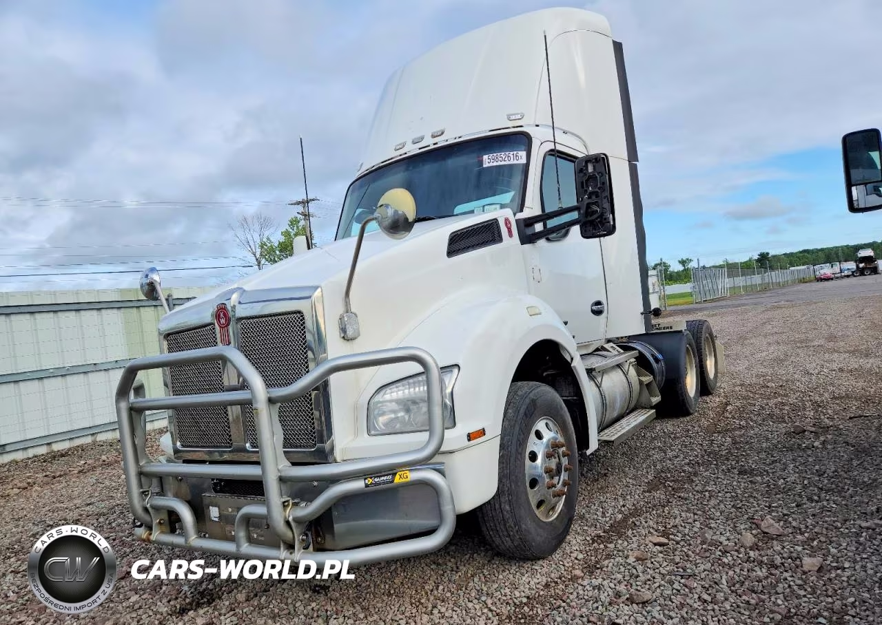 2015 Kenworth T880 Semi Truck VIN:1XKZD49X8FJ423211 - 2