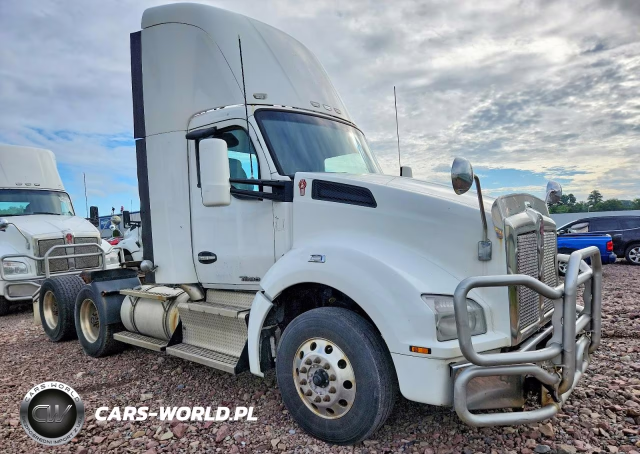 2015 Kenworth T880 Semi Truck – zdjęcie 1 z 10