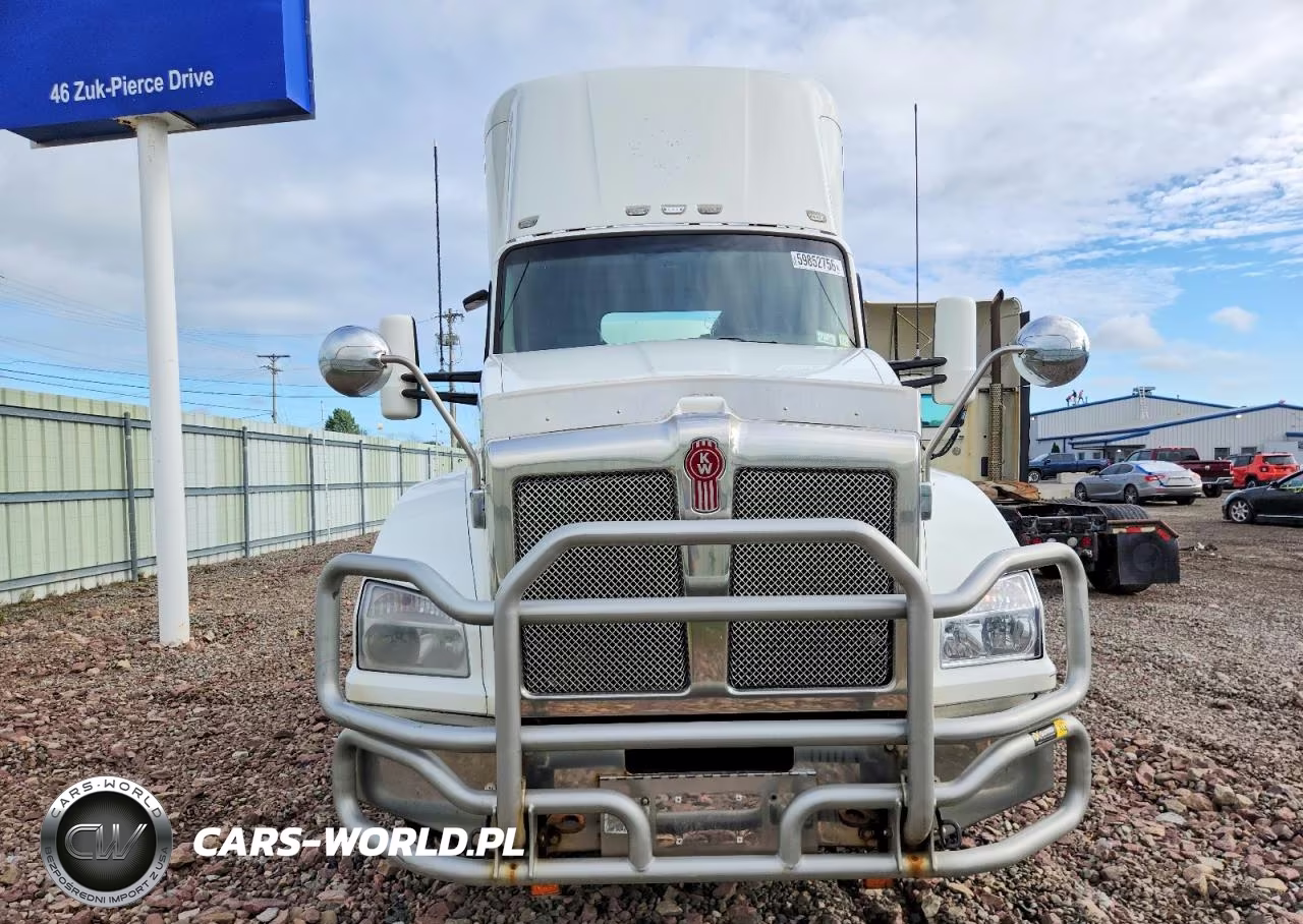 2015 Kenworth T880 Semi Truck VIN:1XKZD49X8FJ461893 - 9