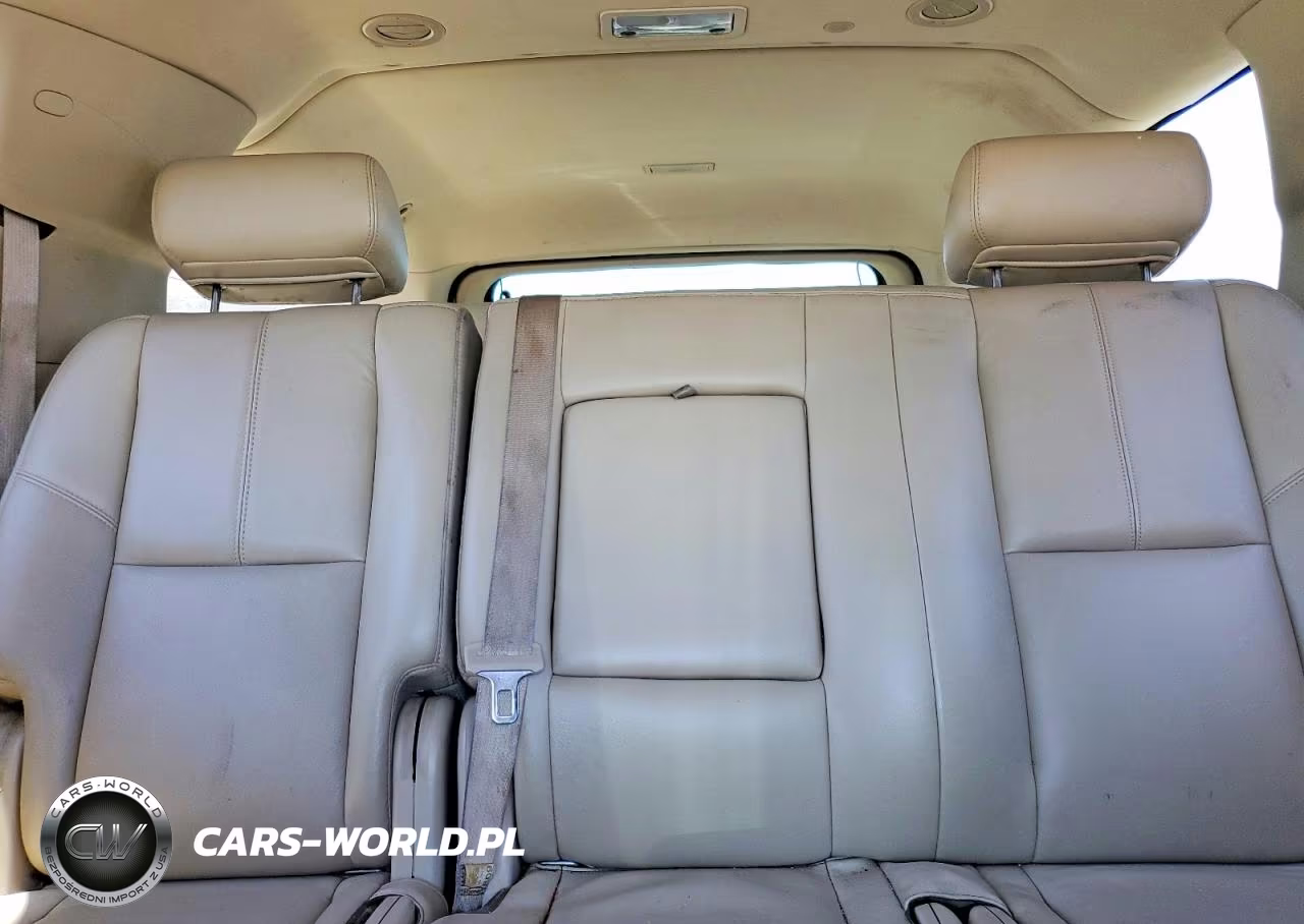 2010 Chevrolet Suburban K1500 Lt VIN:1GNUKJE31AR128353 - 10