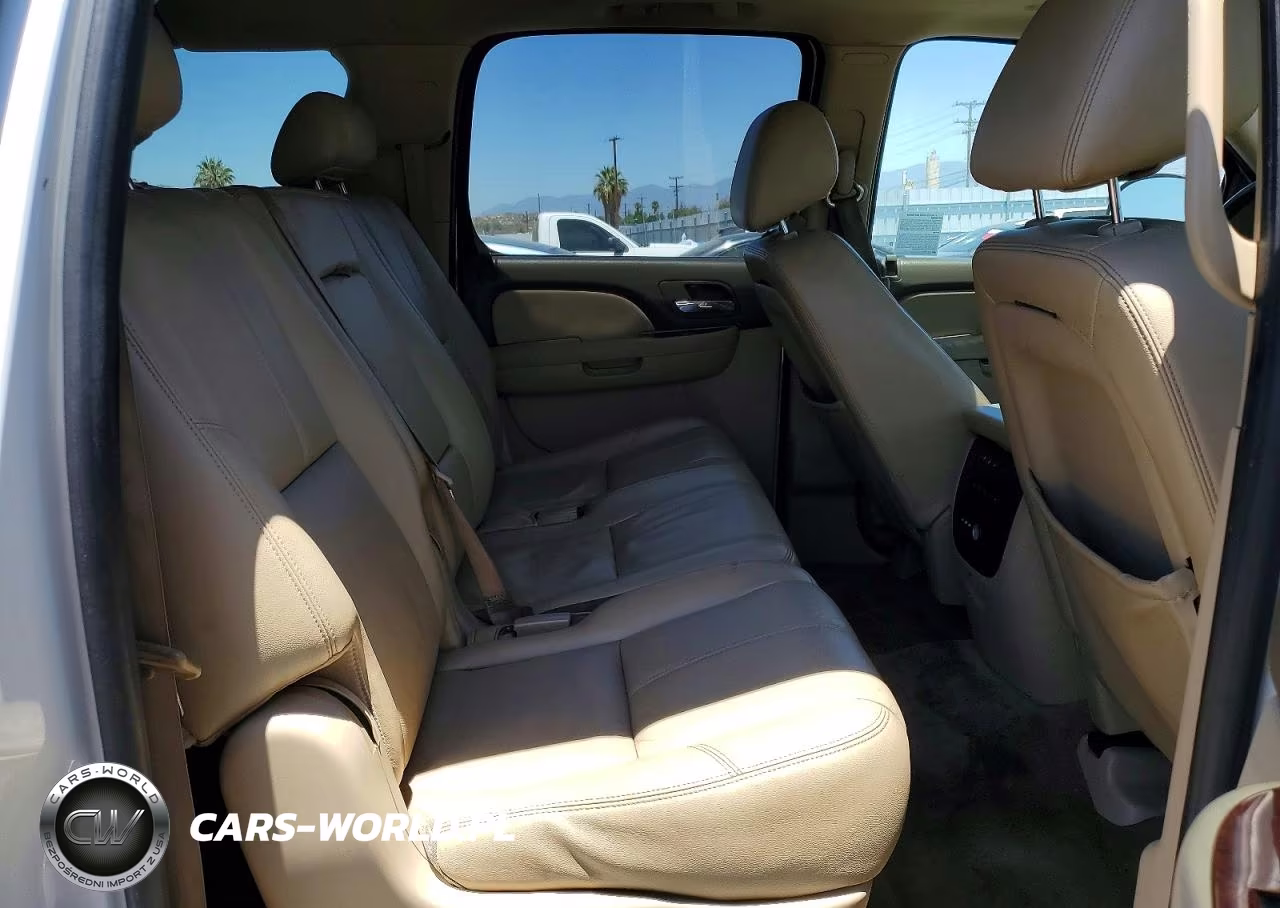 2010 Chevrolet Suburban K1500 Lt VIN:1GNUKJE31AR128353 - 11