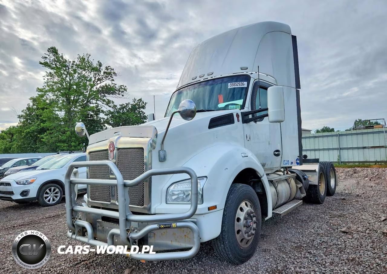 2015 Kenworth T880 Semi Truck VIN:1XKZD49XXFJ461894 - 2