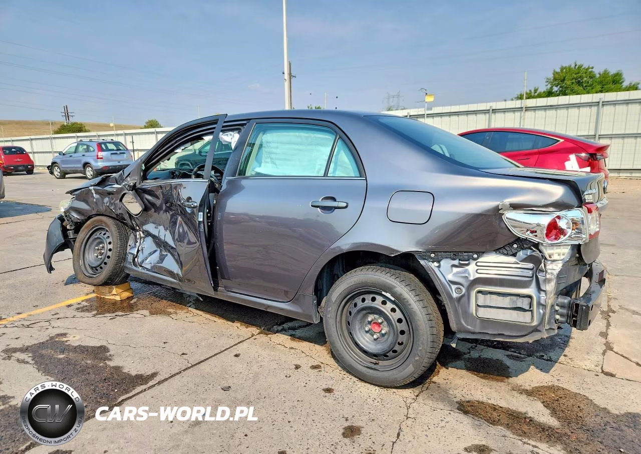 2013 Toyota Corolla Le VIN:5YFBU4EE2DP110987 - 2