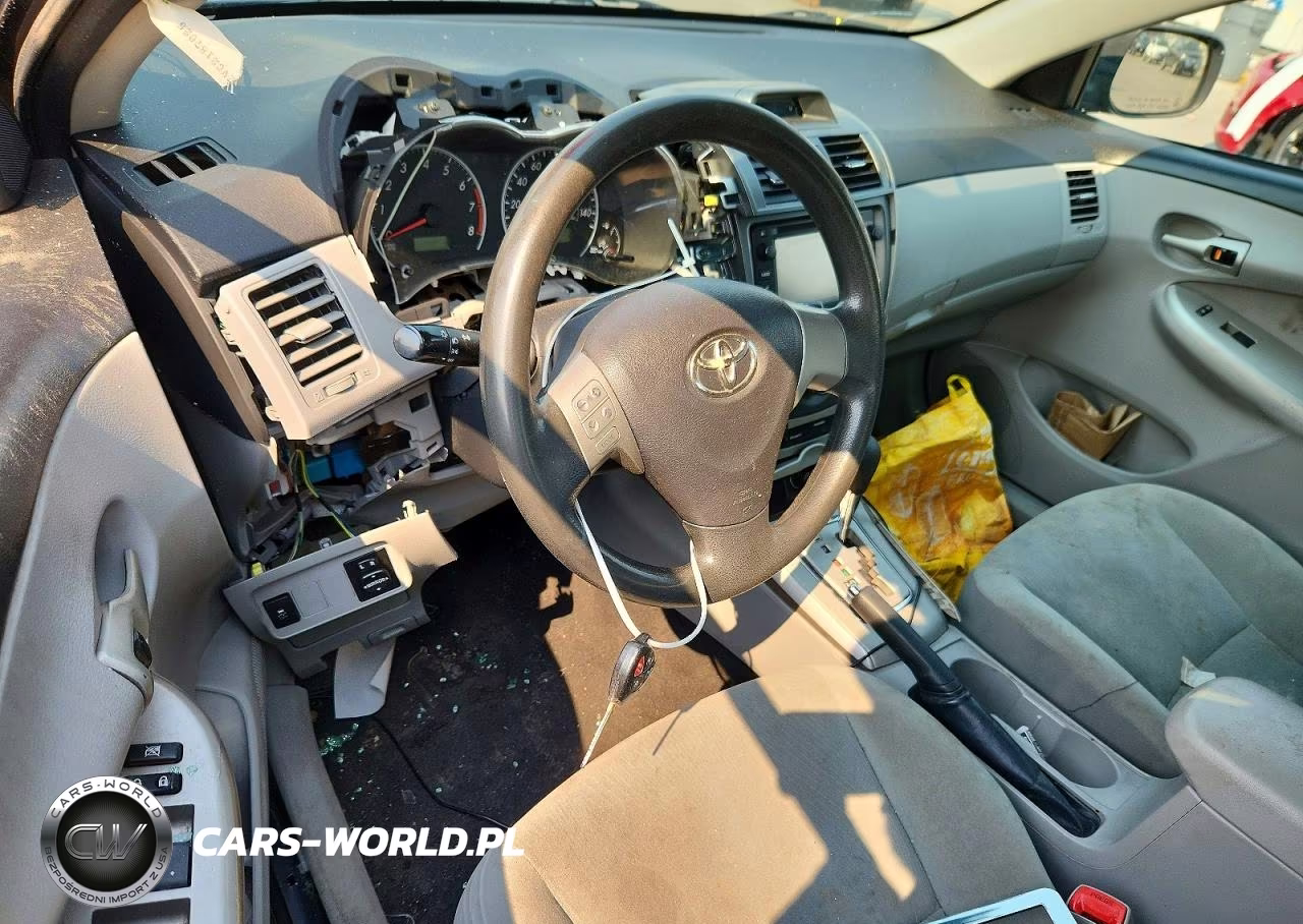 2013 Toyota Corolla Le VIN:5YFBU4EE2DP110987 - 8